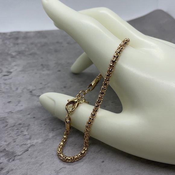 Boho Chic Black Marble Beaded Layering Bracelet Set - Picture 13 of 13